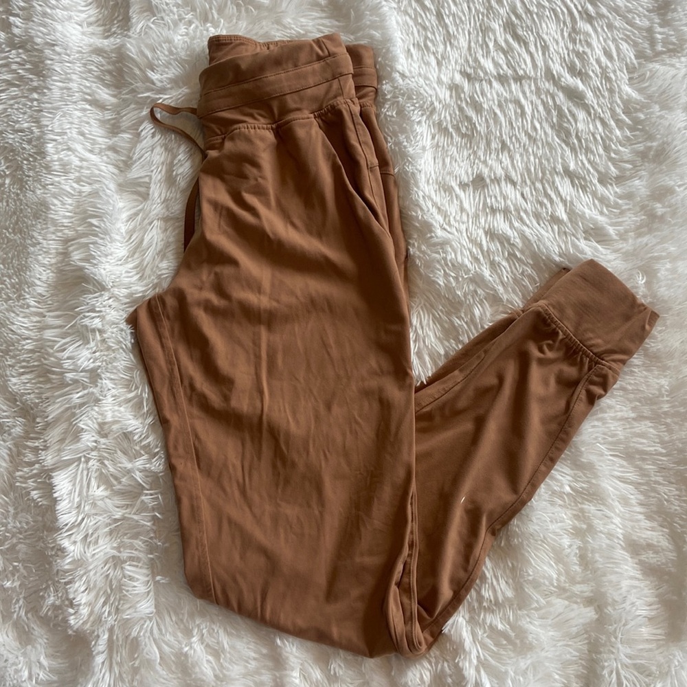 Zyia joggers